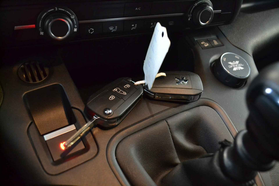 Peugeot Partner 1.5 BlueHDi 130 S&S L2 Dangel 4x4 BPM VRIJ