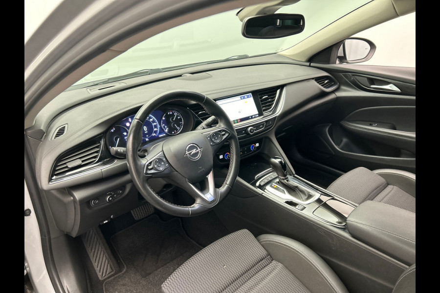 Opel Insignia Grand Sport 1.6 Turbo Innovation | Origineel NL | Navigatie | Trekhaak | Cruise/Control | Camera |Climate/Control |