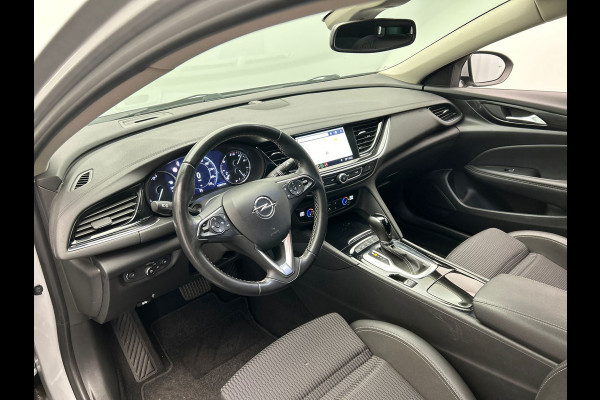 Opel Insignia Grand Sport 1.6 Turbo Innovation | Origineel NL | Navigatie | Trekhaak | Cruise/Control | Camera |Climate/Control |