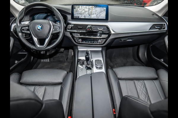 BMW 5 Serie 530e Limousine ** LASER, LEDER, NAVI+, HuD, 19-inch LMV, KEYLESS, ALARM ** UNFALLFREI ** ** INFORMEER OOK NAAR ONZE AANTREKKELIJKE FINANCIAL-LEASE TARIEVEN **
