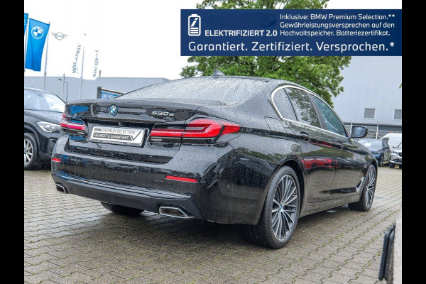 BMW 5 Serie 530e Limousine ** LASER, LEDER, NAVI+, HuD, 19-inch LMV, KEYLESS, ALARM ** UNFALLFREI ** ** INFORMEER OOK NAAR ONZE AANTREKKELIJKE FINANCIAL-LEASE TARIEVEN **