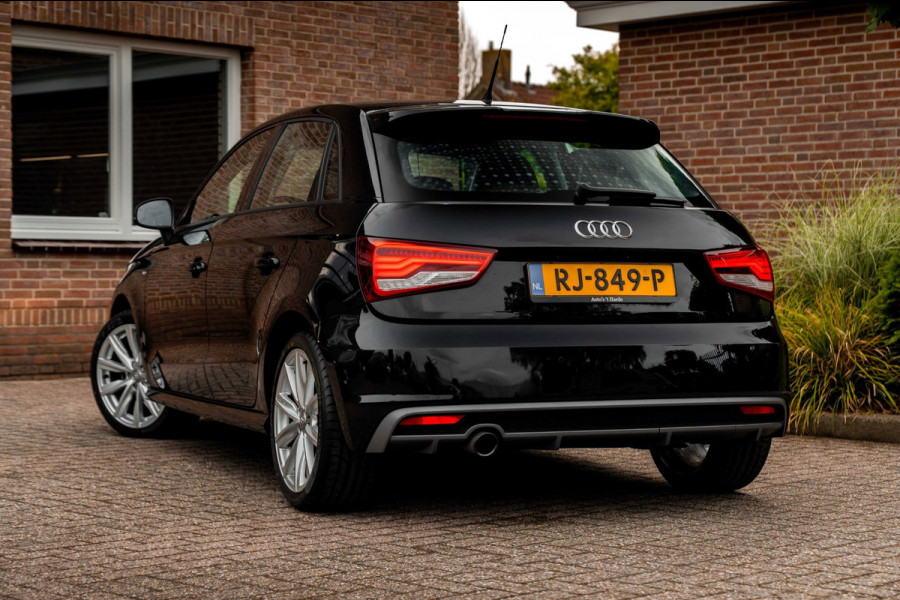 Audi A1 Sportback 1.0 TFSI Adrenalin 95 PK S-Line App-Connect Navi Airco 17''