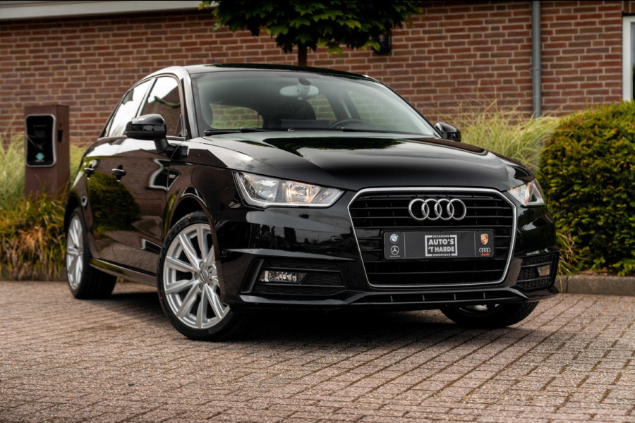 Audi A1 Sportback 1.0 TFSI Adrenalin 95 PK S-Line App-Connect Navi Airco 17''