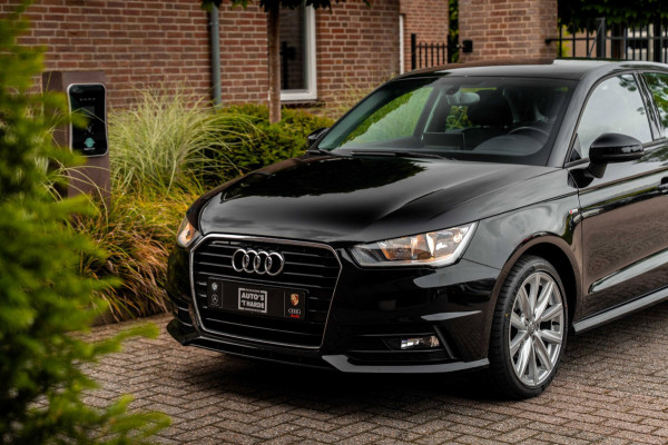 Audi A1 Sportback 1.0 TFSI Adrenalin 95 PK S-Line App-Connect Navi Airco 17''