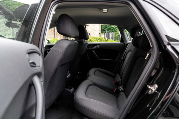 Audi A1 Sportback 1.0 TFSI Adrenalin 95 PK S-Line App-Connect Navi Airco 17''
