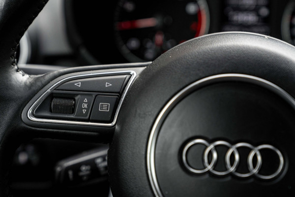 Audi A1 Sportback 1.0 TFSI Adrenalin 95 PK S-Line App-Connect Navi Airco 17''