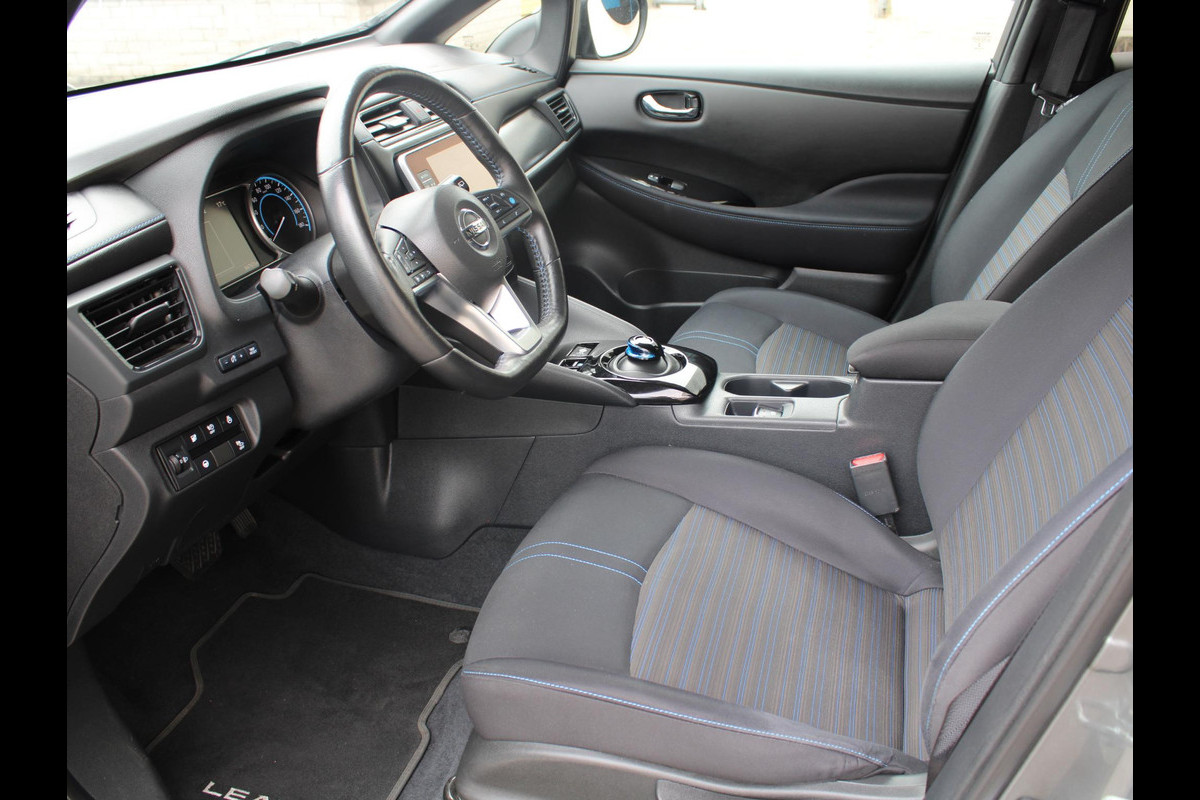 Nissan Leaf N-Connecta 40 kWh | APPLE CARPLAY / ANDROID AUTO | ADAPTIEVE CRUISE CONTROL |