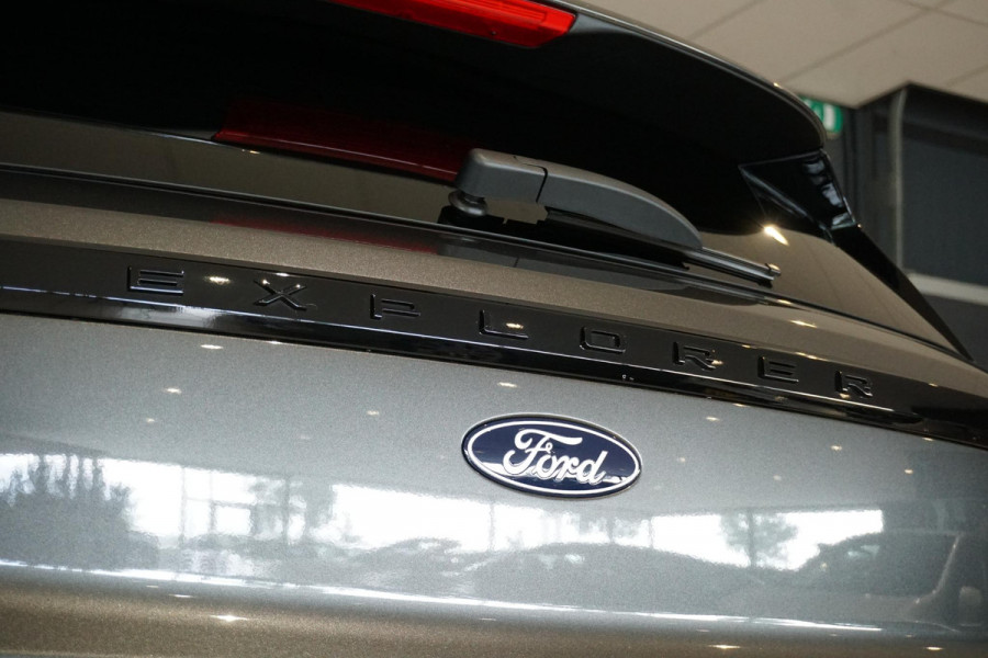 Ford Explorer Select Extended Range RWD 77 kWh + COMFORT PACK II / MEMORY / AGR STOELEN