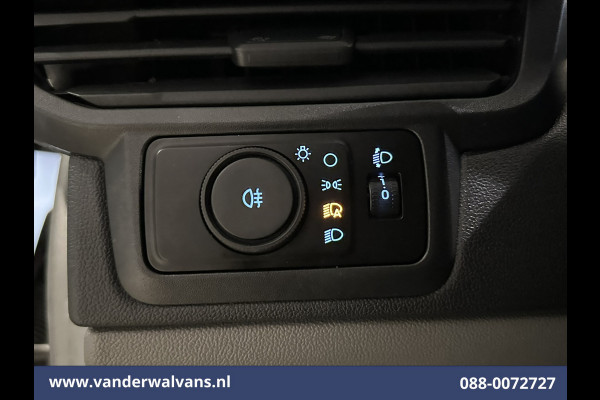 Ford Transit Custom 2.0 TDCI 136pk L2H1 Euro6 Airco | Camera | LED | Apple Carplay | Cruisecontrol Android Auto, Verwarmde Voorruit, Parkeersensoren, Bijrijdersbank, 2800kg trekvermogen