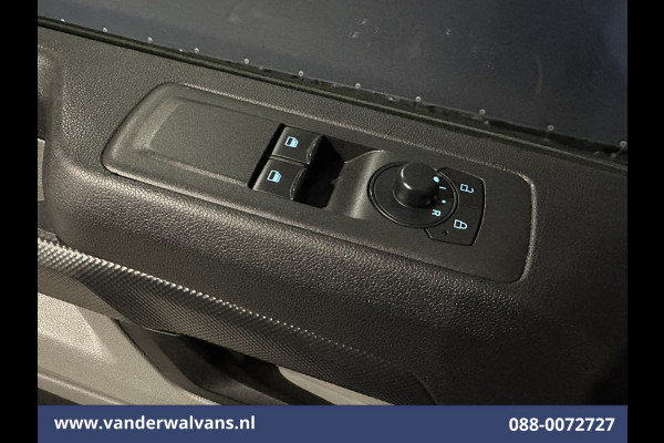 Ford Transit Custom 2.0 TDCI 136pk L2H1 Euro6 Airco | Camera | LED | Apple Carplay | Cruisecontrol Android Auto, Verwarmde Voorruit, Parkeersensoren, Bijrijdersbank, 2800kg trekvermogen