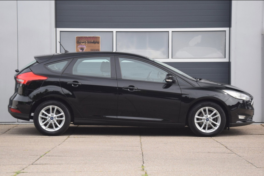 Ford Focus 1.0 Lease Edition /APPLE CARPLAY/CRUISE CONTROL