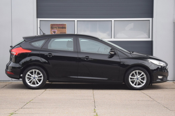 Ford Focus 1.0 Lease Edition /APPLE CARPLAY/CRUISE CONTROL