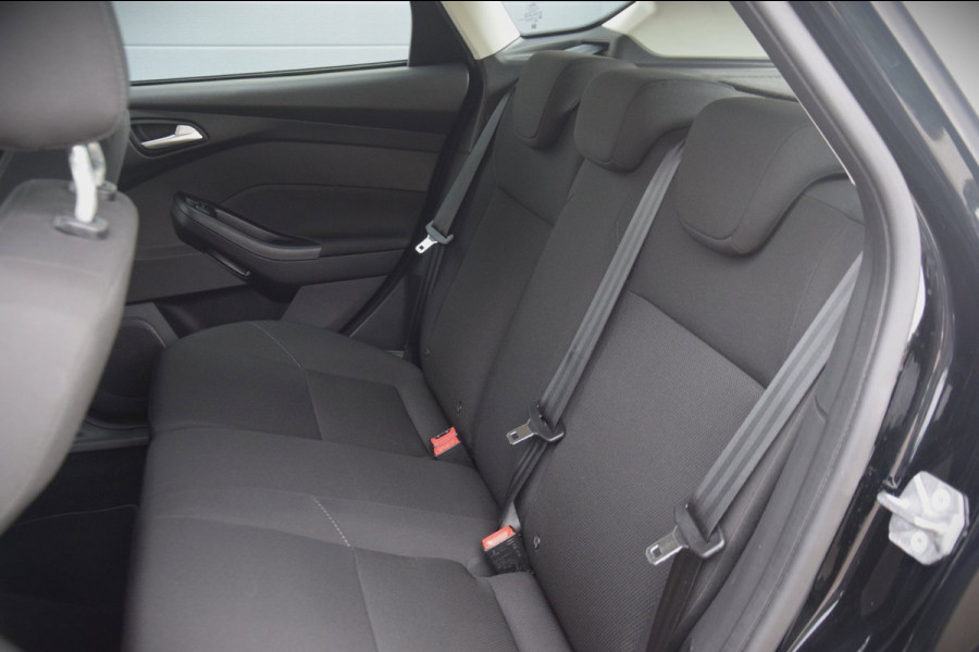 Ford Focus 1.0 Lease Edition /APPLE CARPLAY/CRUISE CONTROL