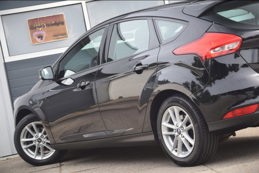 Ford Focus 1.0 Lease Edition /APPLE CARPLAY/CRUISE CONTROL