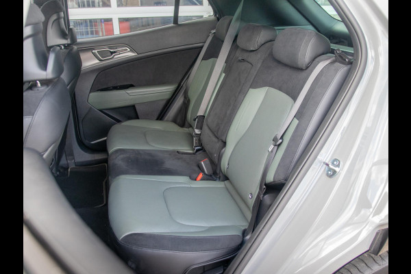 Kia Sportage 1.6 T-GDi Plug-in Hybrid AWD Dark Edition l Lederlook bekleding l Stoel Stuur verwarming l Dark chrome accenten l