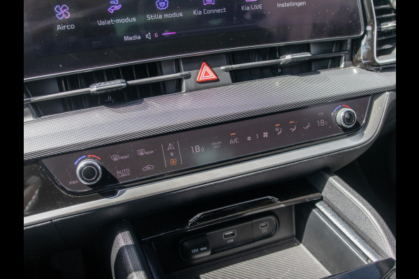 Kia Sportage 1.6 T-GDi Plug-in Hybrid AWD Dark Edition l Lederlook bekleding l Stoel Stuur verwarming l Dark chrome accenten l