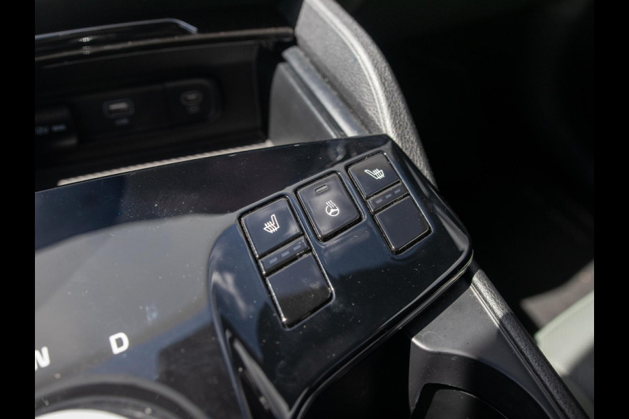 Kia Sportage 1.6 T-GDi Plug-in Hybrid AWD Dark Edition l Lederlook bekleding l Stoel Stuur verwarming l Dark chrome accenten l