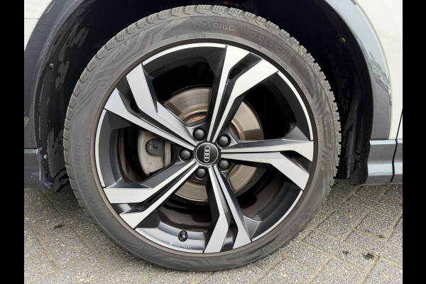Audi Q3 Sportback 45 TFSI quattro edition one | Panoramadak | 360* Camera | Bang & Olufsen | Elektrische Achterklep | DAB |