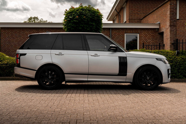 Land Rover Range Rover P400e Limited Edition 404 PK SVO Kleur Pano Soft-Close Keyless Meridian 21''