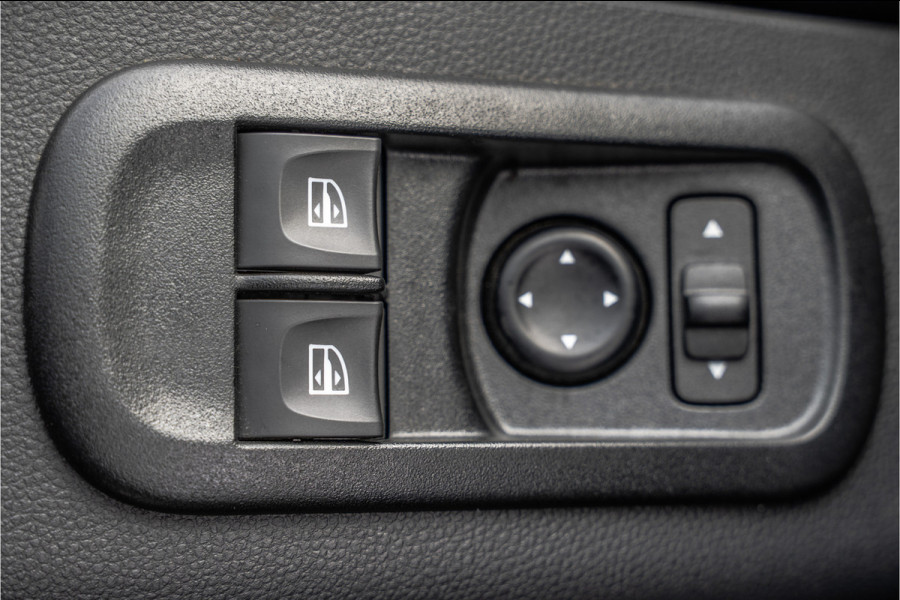 Renault Master 2.3dCi | Bakwagen met Laadklep | LED | Carplay | Camera | Cruise