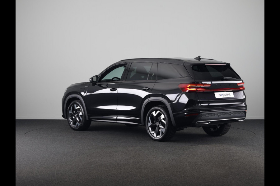 Škoda Kodiaq 1.5 TSI PHEV Sportline Business 204pk | Panoramadak | Trekhaak | Light & View | Adaptief onderstel | Canton Sound | Head-up | Blind Spot |