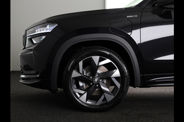 Škoda Kodiaq 1.5 TSI PHEV Sportline Business 204pk | Panoramadak | Trekhaak | Light & View | Adaptief onderstel | Canton Sound | Head-up | Blind Spot |