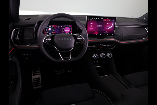 Škoda Kodiaq 1.5 TSI PHEV Sportline Business 204pk | Panoramadak | Trekhaak | Light & View | Adaptief onderstel | Canton Sound | Head-up | Blind Spot |