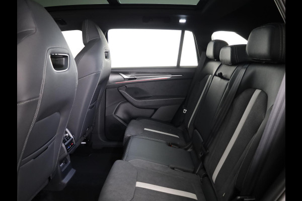 Škoda Kodiaq 1.5 TSI PHEV Sportline Business 204pk | Panoramadak | Trekhaak | Light & View | Adaptief onderstel | Canton Sound | Head-up | Blind Spot |