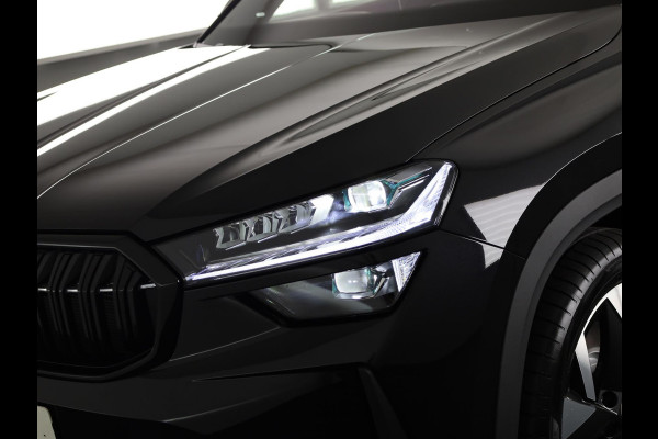 Škoda Kodiaq 1.5 TSI PHEV Sportline Business 204pk | Panoramadak | Trekhaak | Light & View | Adaptief onderstel | Canton Sound | Head-up | Blind Spot |
