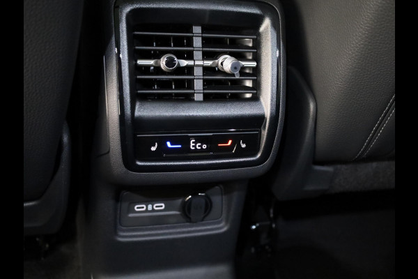 Škoda Kodiaq 1.5 TSI PHEV Sportline Business 204pk | Panoramadak | Trekhaak | Light & View | Adaptief onderstel | Canton Sound | Head-up | Blind Spot |