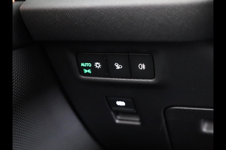 Škoda Kodiaq 1.5 TSI PHEV Sportline Business 204pk | Panoramadak | Trekhaak | Light & View | Adaptief onderstel | Canton Sound | Head-up | Blind Spot |