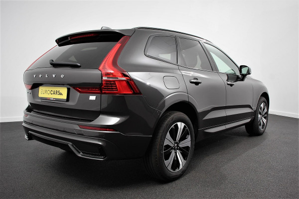 Volvo XC60 2.0 T6 Plug-in hybrid AWD Plus Dark Automaat Leder Navigatie Google Harman Kardon Panorama dak Lichtmetalen Velgen 19" Dab Stoelverwarming Camera Led