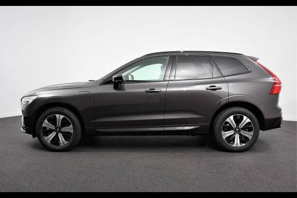 Volvo XC60 2.0 T6 Plug-in hybrid AWD Plus Dark Automaat Leder Navigatie Google Harman Kardon Panorama dak Lichtmetalen Velgen 19" Dab Stoelverwarming Camera Led