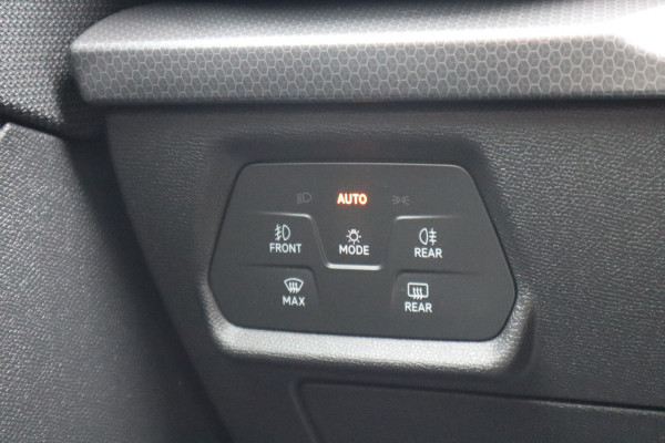 Seat Leon Sportstourer 1.0 TSI Style Business Intense | Camera | ACC | Virtual cockpit |