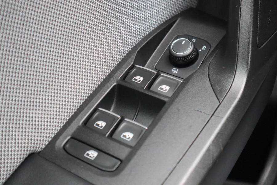 Seat Leon Sportstourer 1.0 TSI Style Business Intense | Camera | ACC | Virtual cockpit |