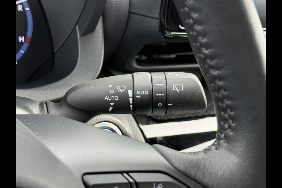 Toyota Yaris Cross 1.5 Hybrid Team D | ACC | CarPlay | Keyless | LED