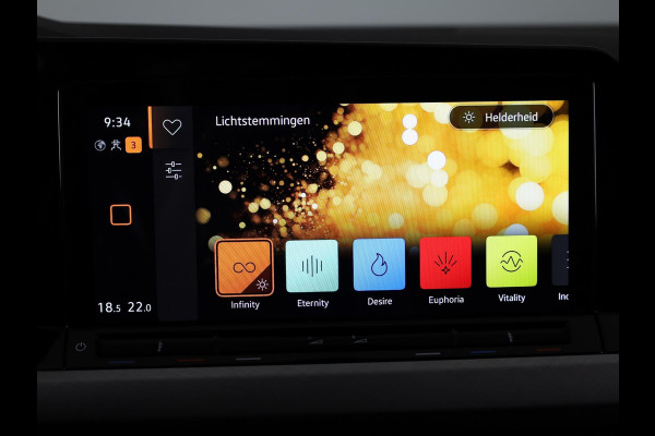 Volkswagen Golf 1.0 eTSI Life 110PK | Automaat (DSG) | Navigatie | Parkeersensoren |