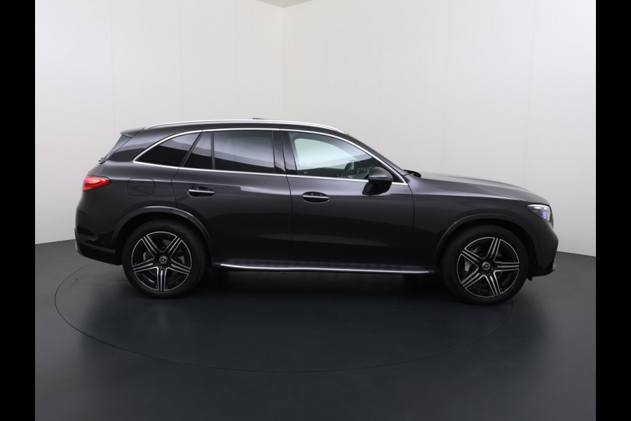 Mercedes-Benz GLC 300 e 4MATIC AMG Line | Luchtvering Achterasbesturing Trekhaak Burmester HUD Pano Memory