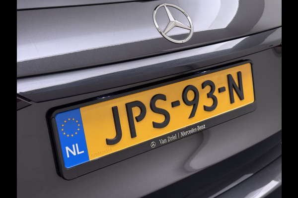 Mercedes-Benz GLC 300 e 4MATIC AMG Line | Luchtvering Achterasbesturing Trekhaak Burmester HUD Pano Memory