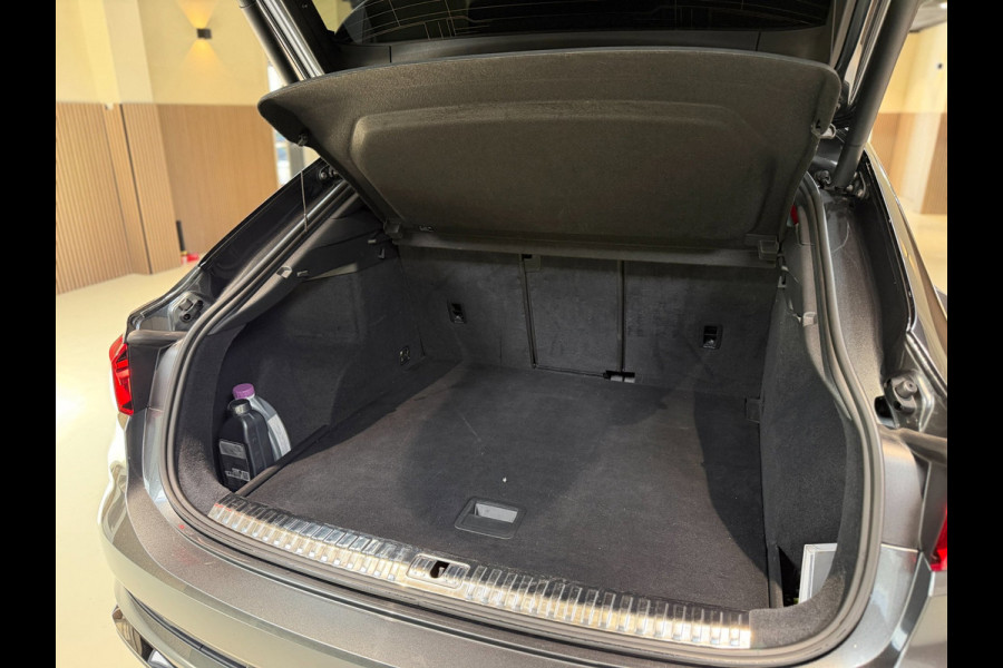 Audi RSQ3 Sportback TFSI|RS seats|Pano|Keyles|camera