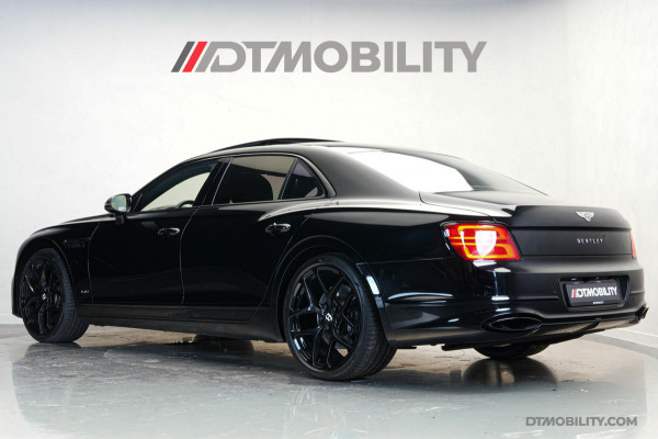 Bentley Flying Spur 6.0 W12 Mulliner | Black Line | Illuminated Flying B | Naim Audio