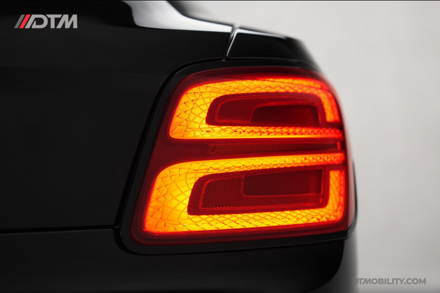 Bentley Flying Spur 6.0 W12 Mulliner | Black Line | Illuminated Flying B | Naim Audio