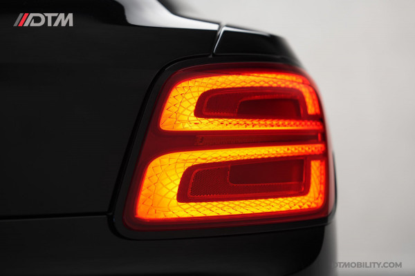 Bentley Flying Spur 6.0 W12 Mulliner | Black Line | Illuminated Flying B | Naim Audio