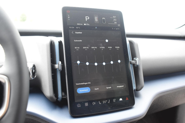 Volvo EX30 272PK Single Motor Extended Range Europa 69 kWh / Adaptive Cruise Control / Harman Kardon / Extra getint glas / Stoelverwarming / Stuurverwarming / Achteruitrijcamera / Elektrisch verstelbare stoelen / 20" velgen