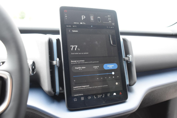 Volvo EX30 272PK Single Motor Extended Range Europa 69 kWh / Adaptive Cruise Control / Harman Kardon / Extra getint glas / Stoelverwarming / Stuurverwarming / Achteruitrijcamera / Elektrisch verstelbare stoelen / 20" velgen