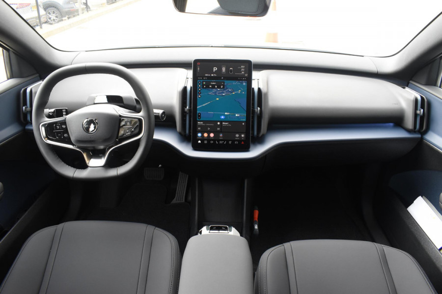 Volvo EX30 272PK Single Motor Extended Range Europa 69 kWh / Adaptive Cruise Control / Harman Kardon / Extra getint glas / Stoelverwarming / Stuurverwarming / Achteruitrijcamera / Elektrisch verstelbare stoelen / 20" velgen