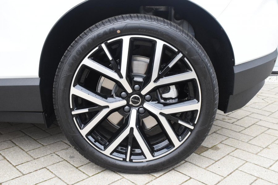 Volvo EX30 272PK Single Motor Extended Range Europa 69 kWh / Adaptive Cruise Control / Harman Kardon / Extra getint glas / Stoelverwarming / Stuurverwarming / Achteruitrijcamera / Elektrisch verstelbare stoelen / 20" velgen