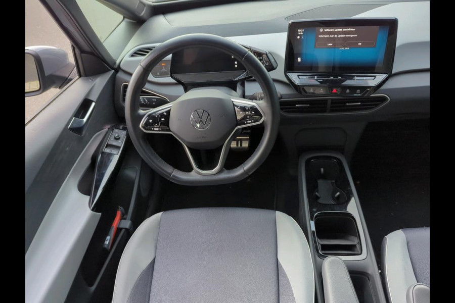 Volkswagen ID.3 Pro S 77 kWh Long Range 204PK | Navigatie | Stoelverwarming | 19" LM velgen |