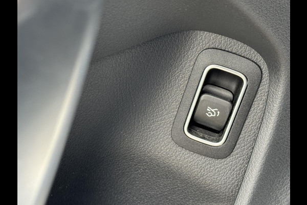 Mercedes-Benz CLA-Klasse 180 AMG Line AMG-LINE | SFEER VERLICHTING | WIDE-SCREEN