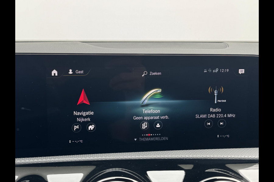 Mercedes-Benz CLA-Klasse 180 AMG Line AMG-LINE | SFEER VERLICHTING | WIDE-SCREEN